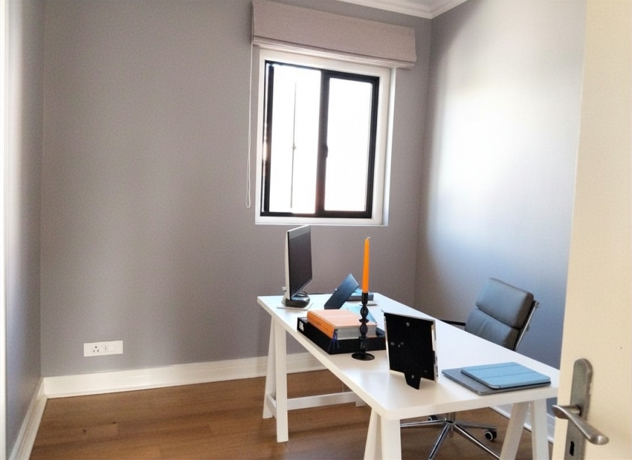 To Let 2 Bedroom Property for Rent in Green Point Western Cape